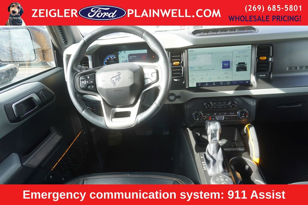 Used 2022 Ford Bronco Badlands image 12