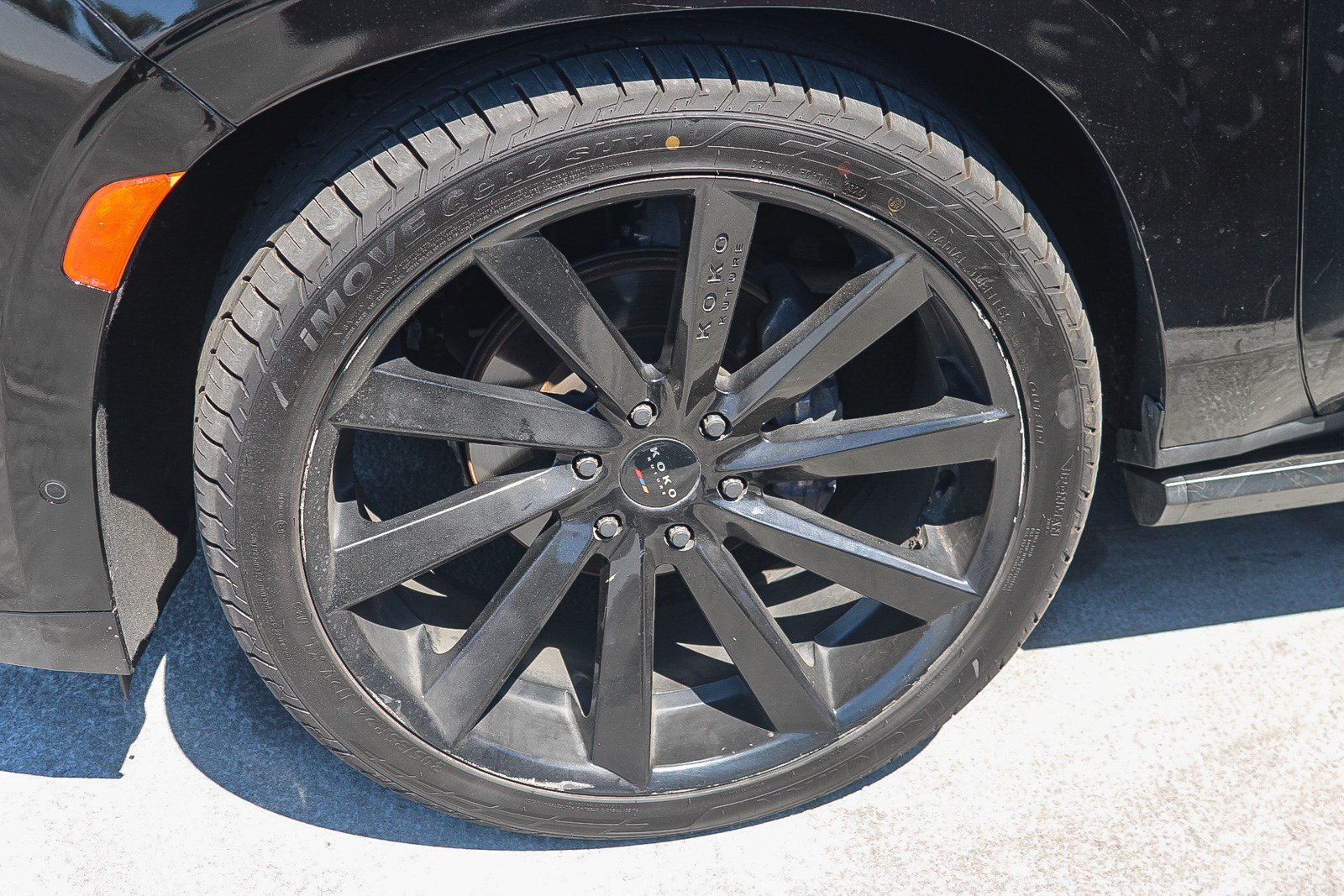 Used 2021 Cadillac Escalade Sport w/ Driver Assist Tech Package AWD/4WD image 8