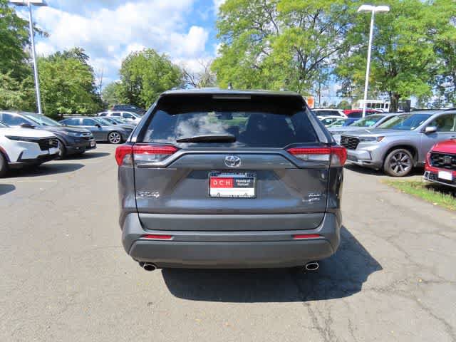 Used 2025 Toyota RAV4 XLE AWD/4WD image 5