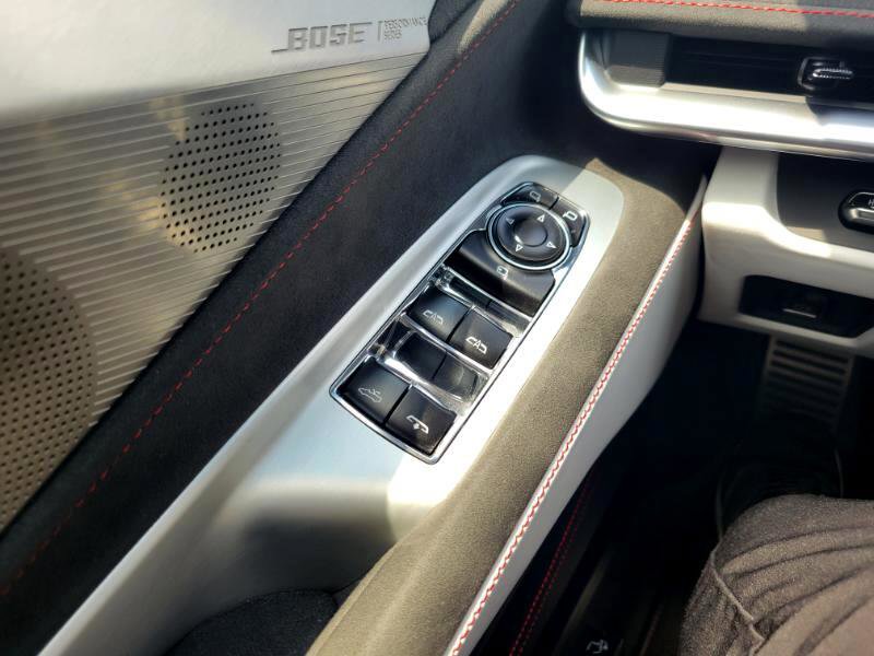 Used 2023 Chevrolet Corvette Stingray Premium Conv w/ Z51 Performance Package image 12