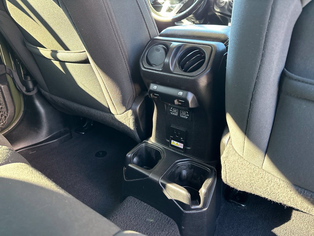 Used 2021 Jeep Wrangler Unlimited Sahara AWD/4WD image 24