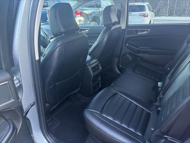 Used 2023 Ford Edge SEL image 17