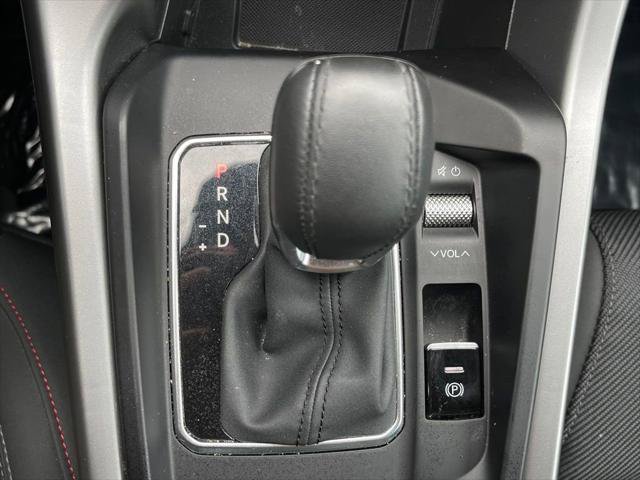 Certified 2025 Dodge Hornet R/T w/ Tech Pack AWD/4WD image 32