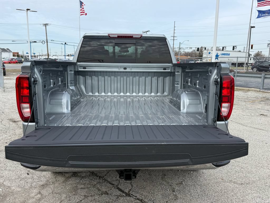 New 2026 GMC Sierra 1500 SLE w/ Preferred Package AWD/4WD image 4
