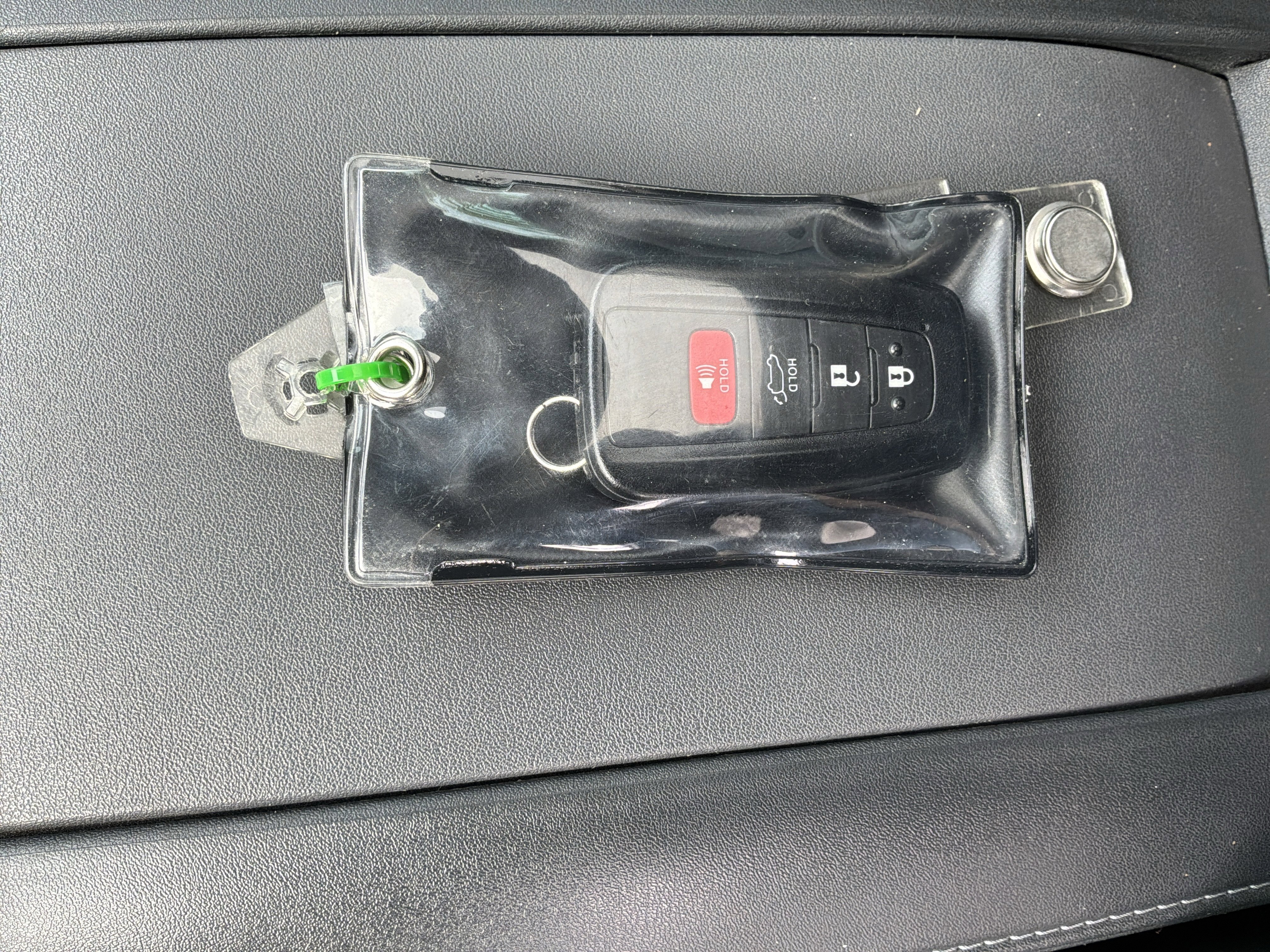 Used 2022 Toyota Highlander XSE FWD image 37