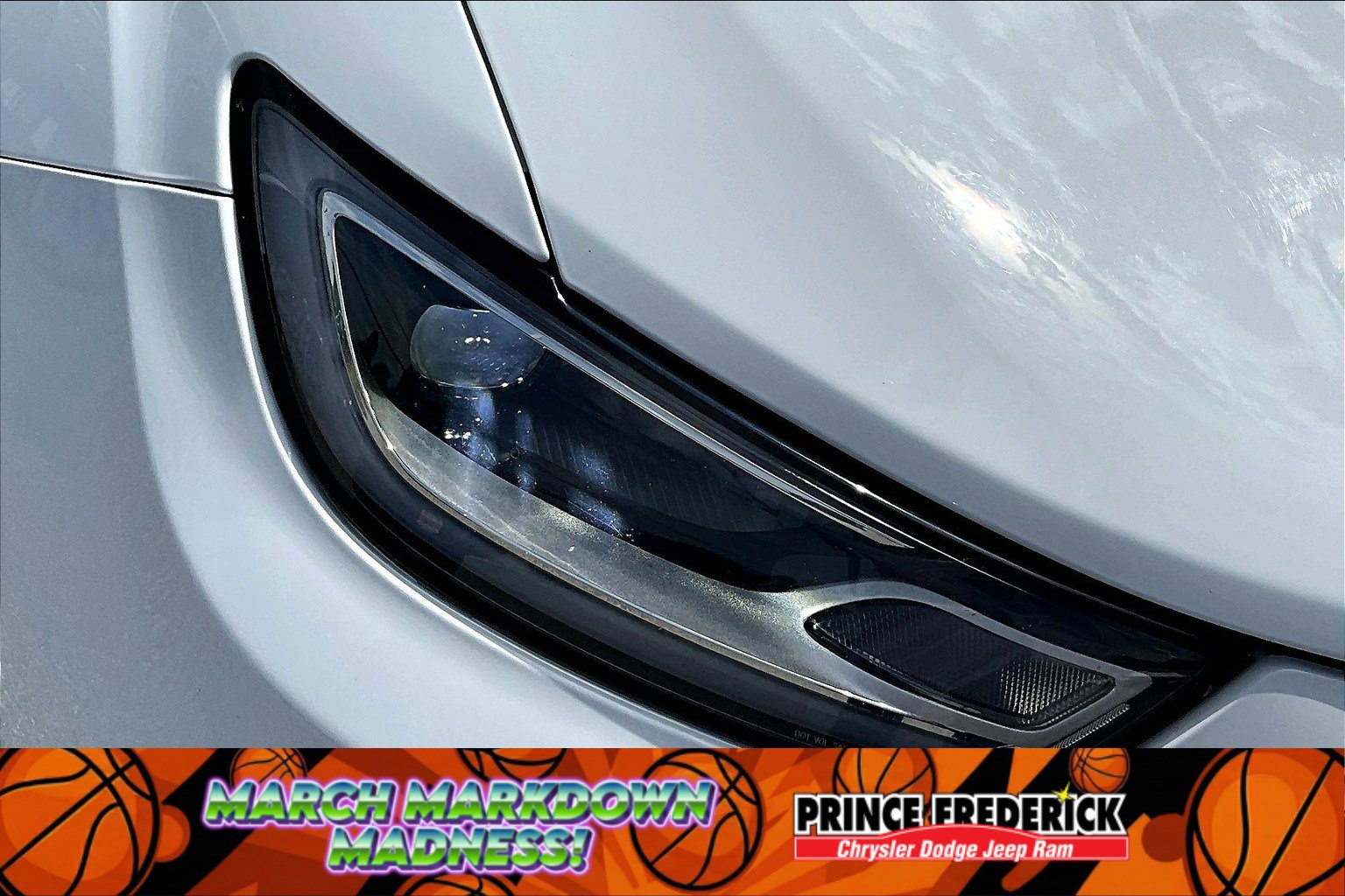 Used 2022 Chrysler Pacifica Touring-L image 24
