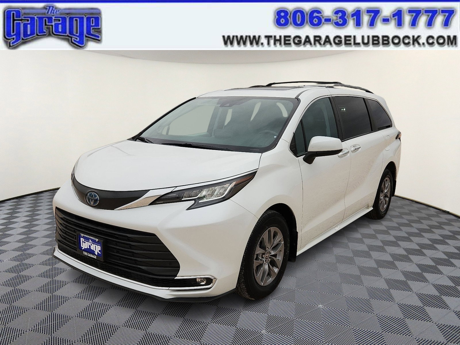 Used 2023 Toyota Sienna XLE w/ XLE Plus Package