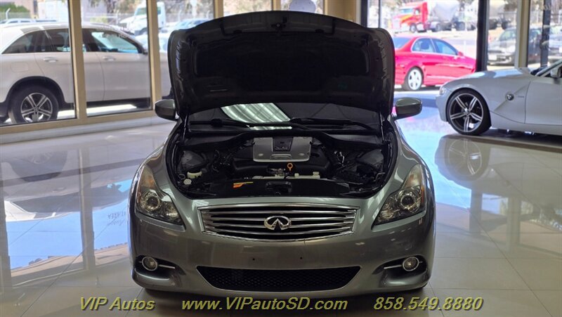 Used 2013 INFINITI G37 Convertible w/ Premium Pkg RWD image 12
