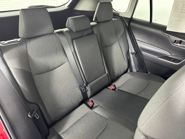 Used 2022 Toyota RAV4 XLE w/ Convenience Package AWD/4WD image 30