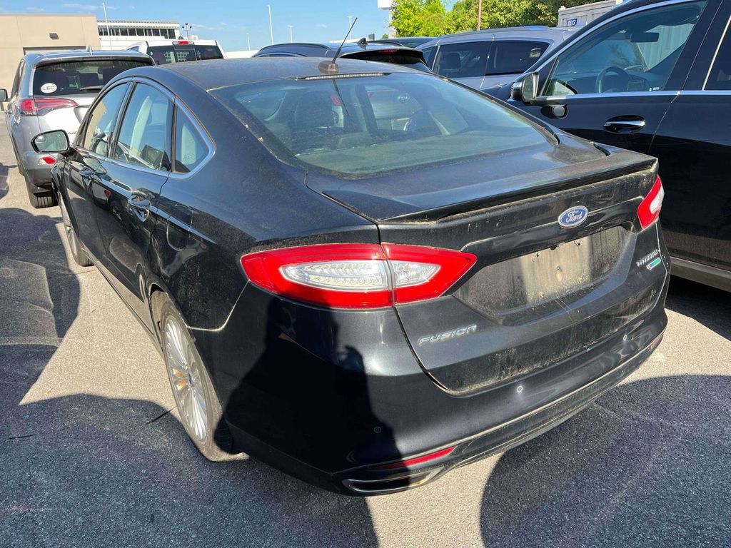 Used 2015 Ford Fusion Titanium FWD image 3