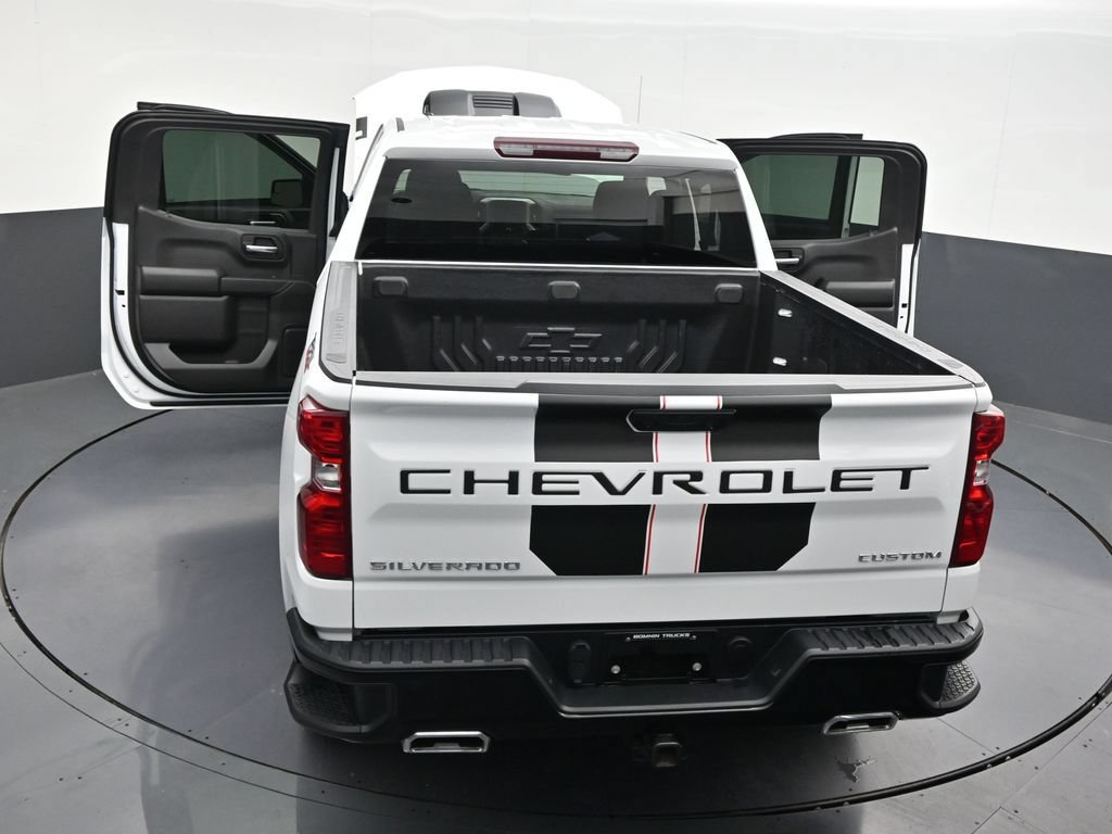 Used 2025 Chevrolet Silverado 1500 Custom Trail Boss AWD/4WD image 37