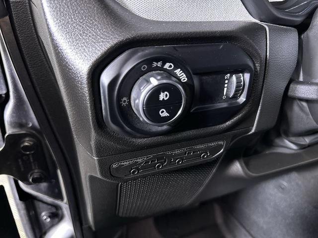 Used 2024 Jeep Gladiator Sport AWD/4WD image 18