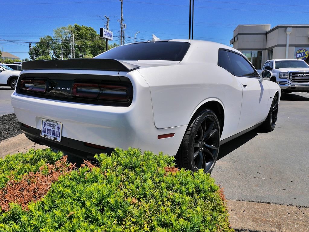 Used 2016 Dodge Challenger R/T Plus RWD image 7
