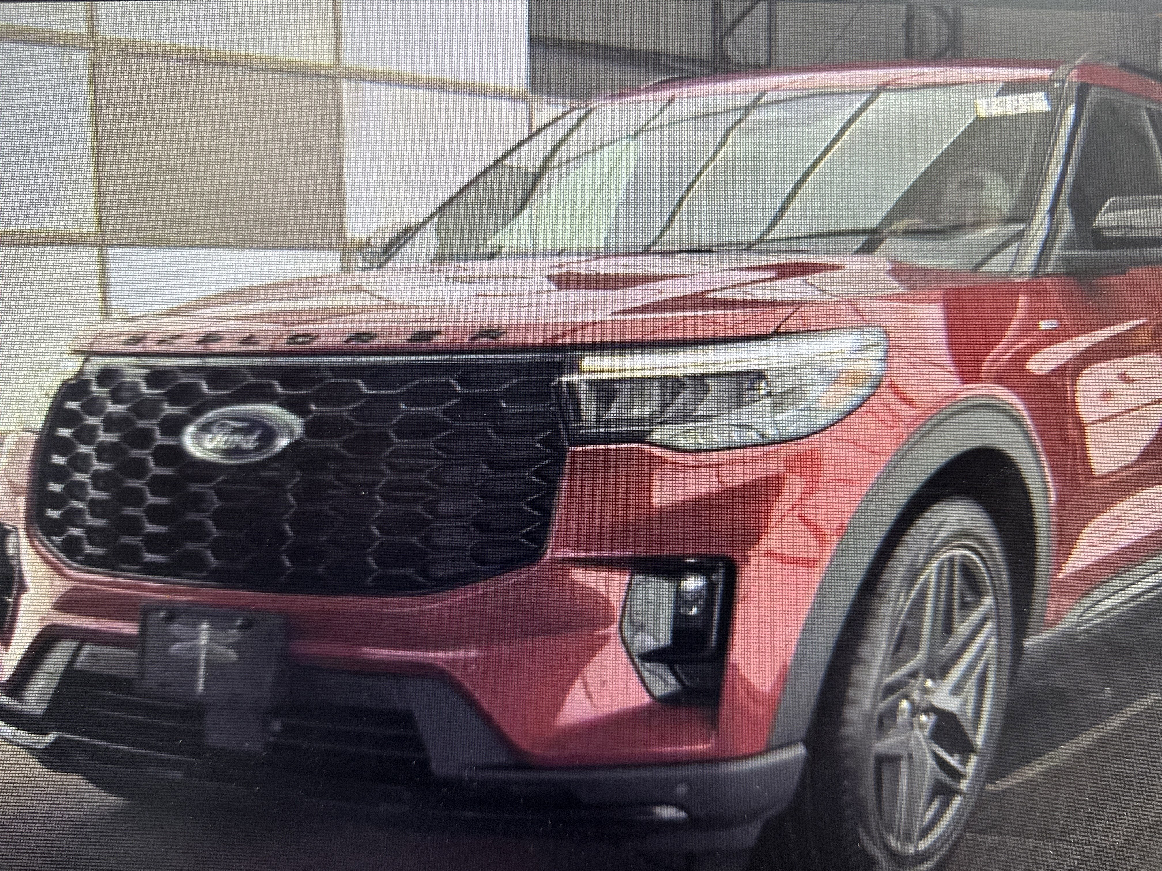 Used 2025 Ford Explorer ST-Line w/ Premium Package image 11