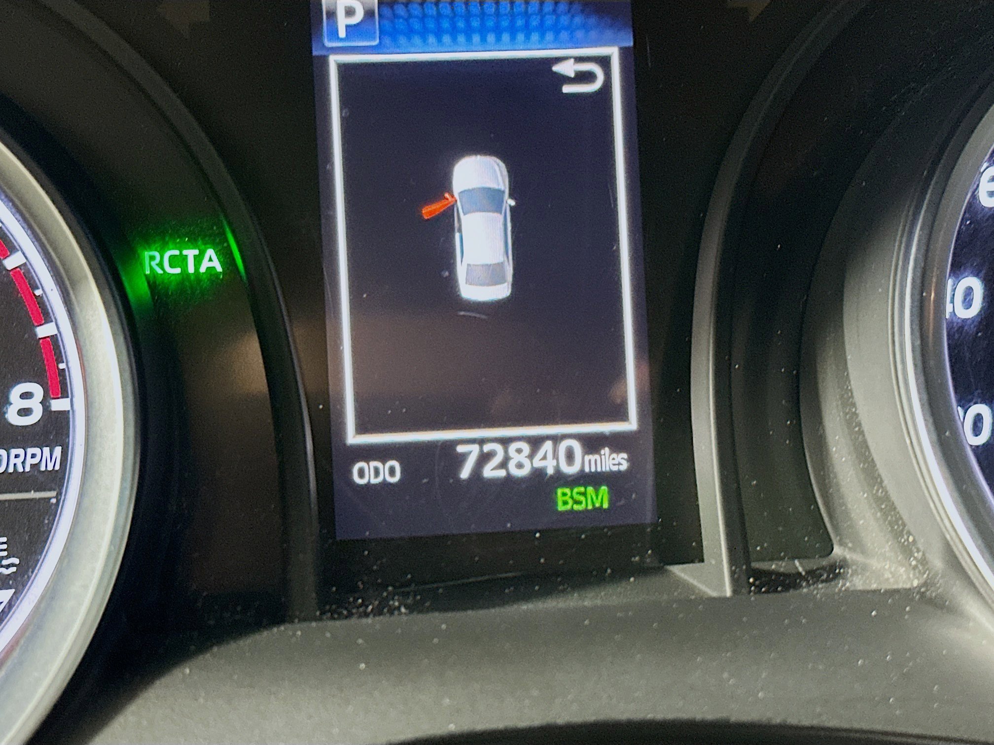 Used 2018 Toyota Camry SE w/ Convenience Package FWD image 19