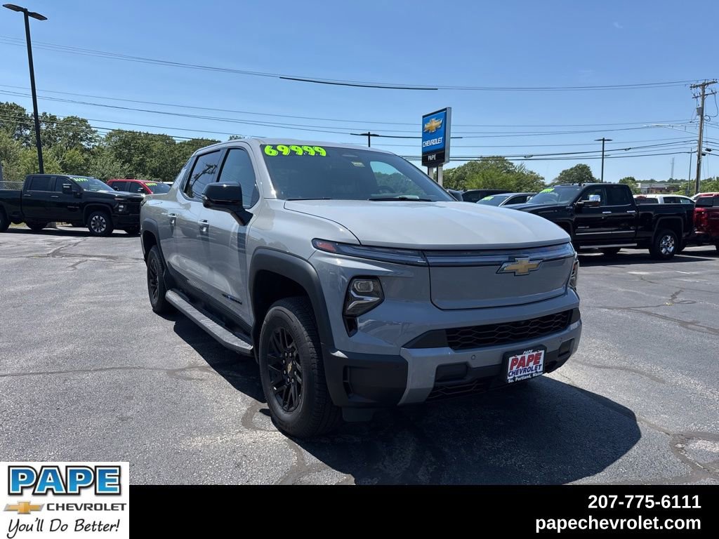 Used 2025 Chevrolet Silverado EV LT image 1