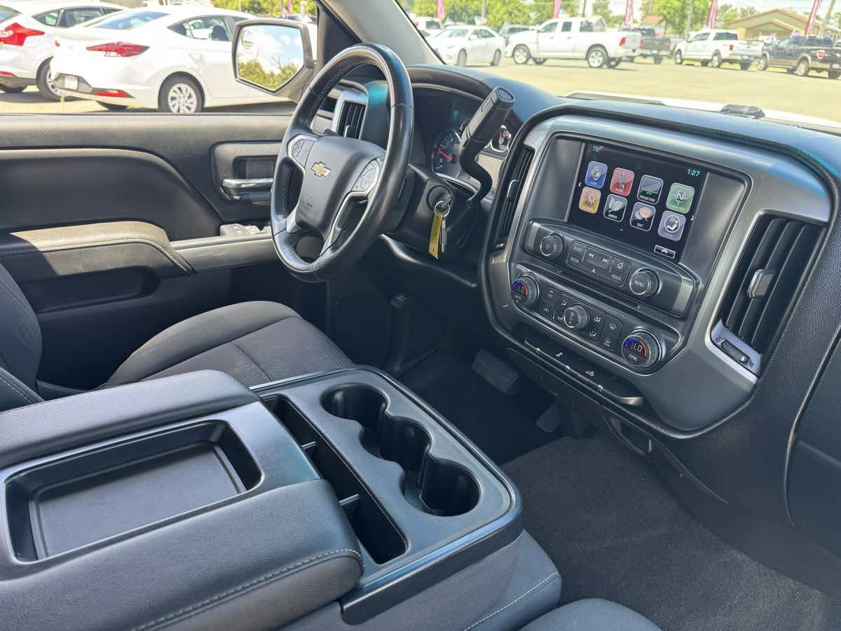 Used 2018 Chevrolet Silverado 1500 LT w/ LT Eassist Package RWD image 15