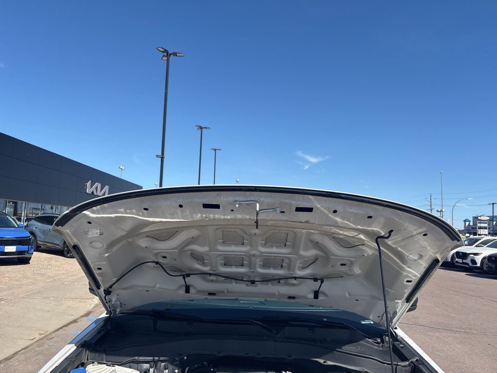 Used 2020 Ford Explorer XLT w/ Equipment Group 202A AWD/4WD image 47