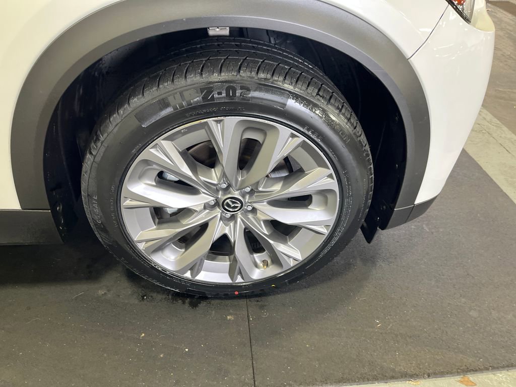 Used 2024 MAZDA CX-90 3.3 Turbo w/ Premium Package image 13