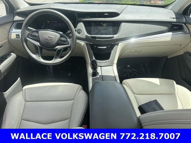 Used 2019 Cadillac XT5 Luxury AWD/4WD image 16