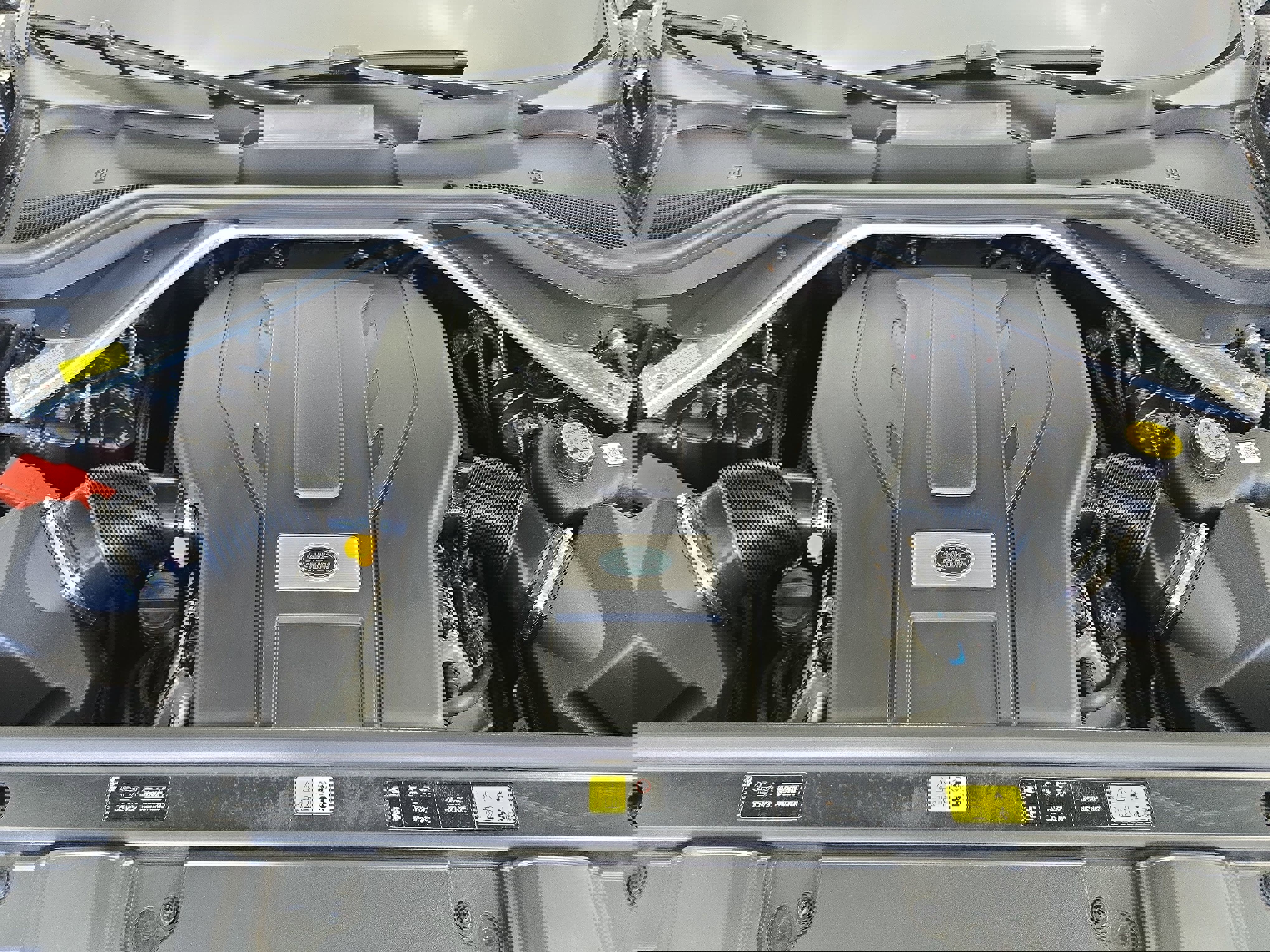 Certified 2023 Land Rover Range Rover SE image 31