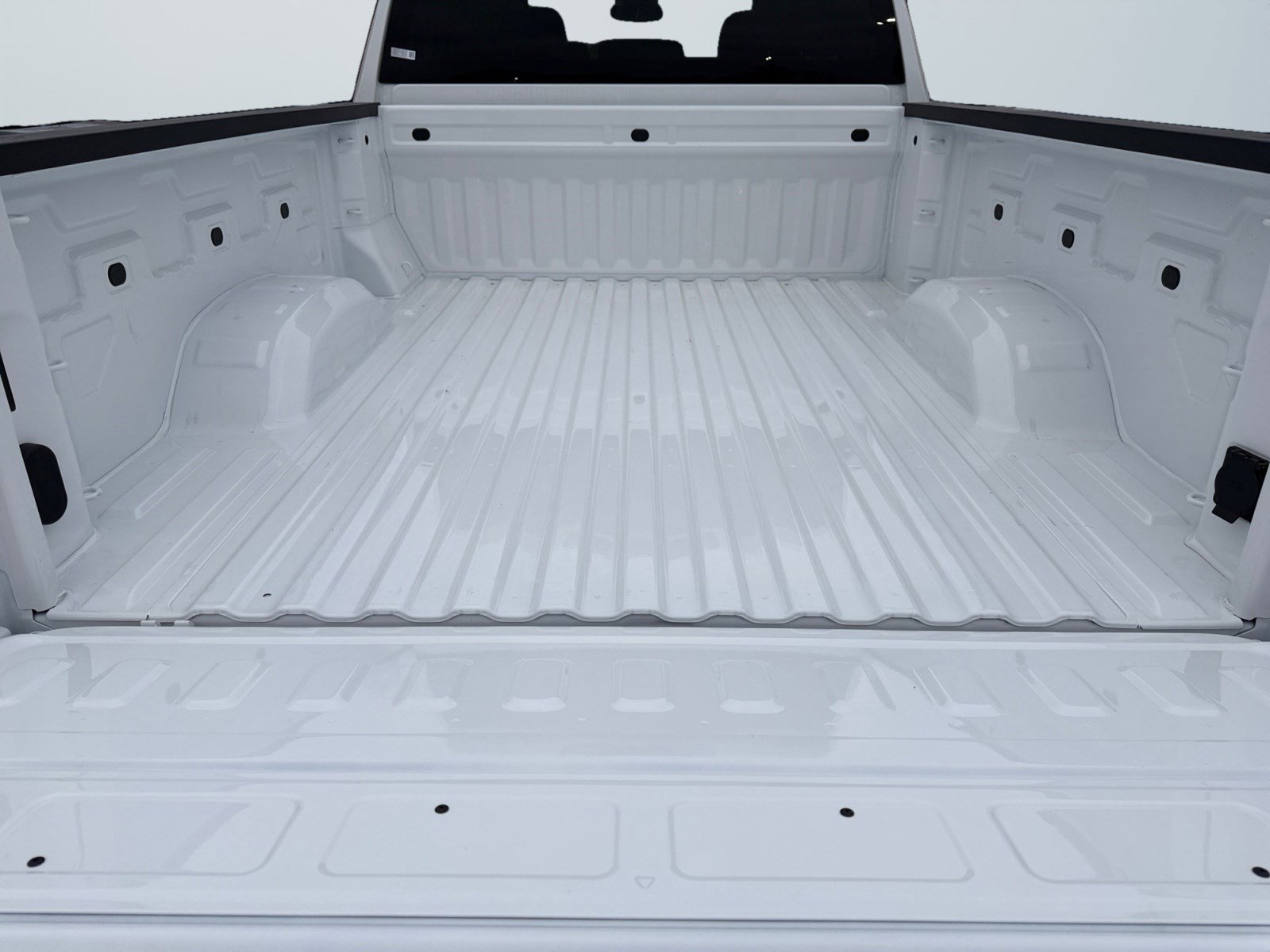 Used 2026 Chevrolet Silverado 2500 Custom w/ Custom Value Package image 16