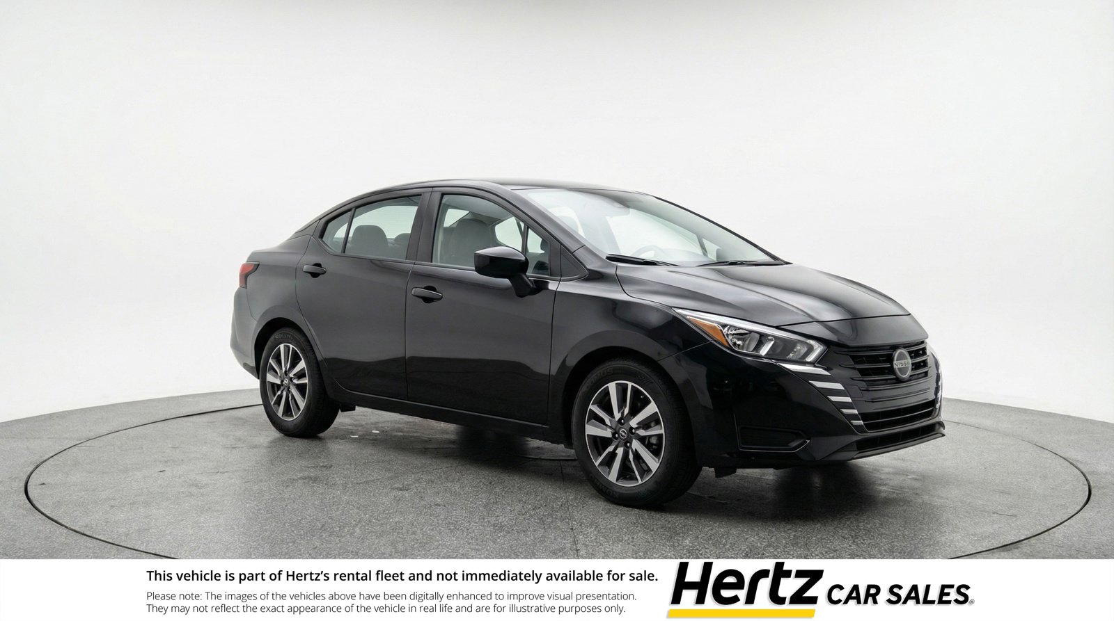 Used 2025 Nissan Versa SV image 1