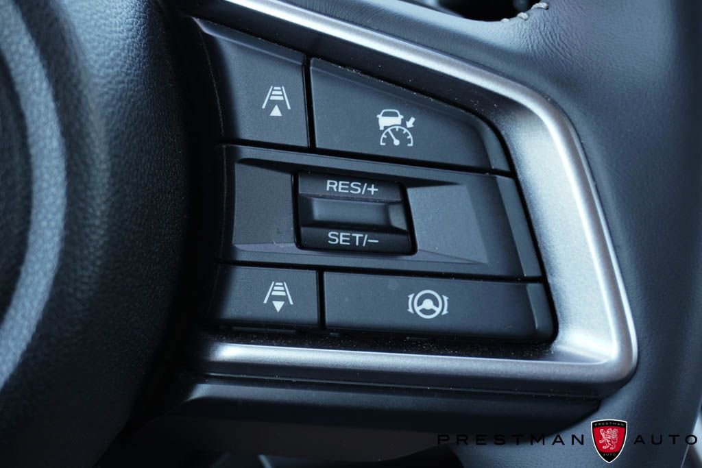Used 2025 Subaru Outback Touring w/ Tech Package 3 AWD/4WD image 29