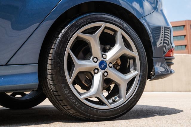 Used 2018 Ford Focus ST image 41