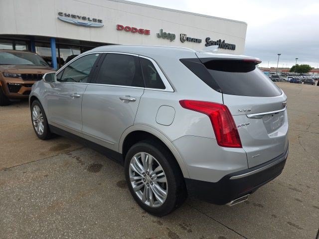 Used 2017 Cadillac XT5 Premium Luxury AWD/4WD image 6