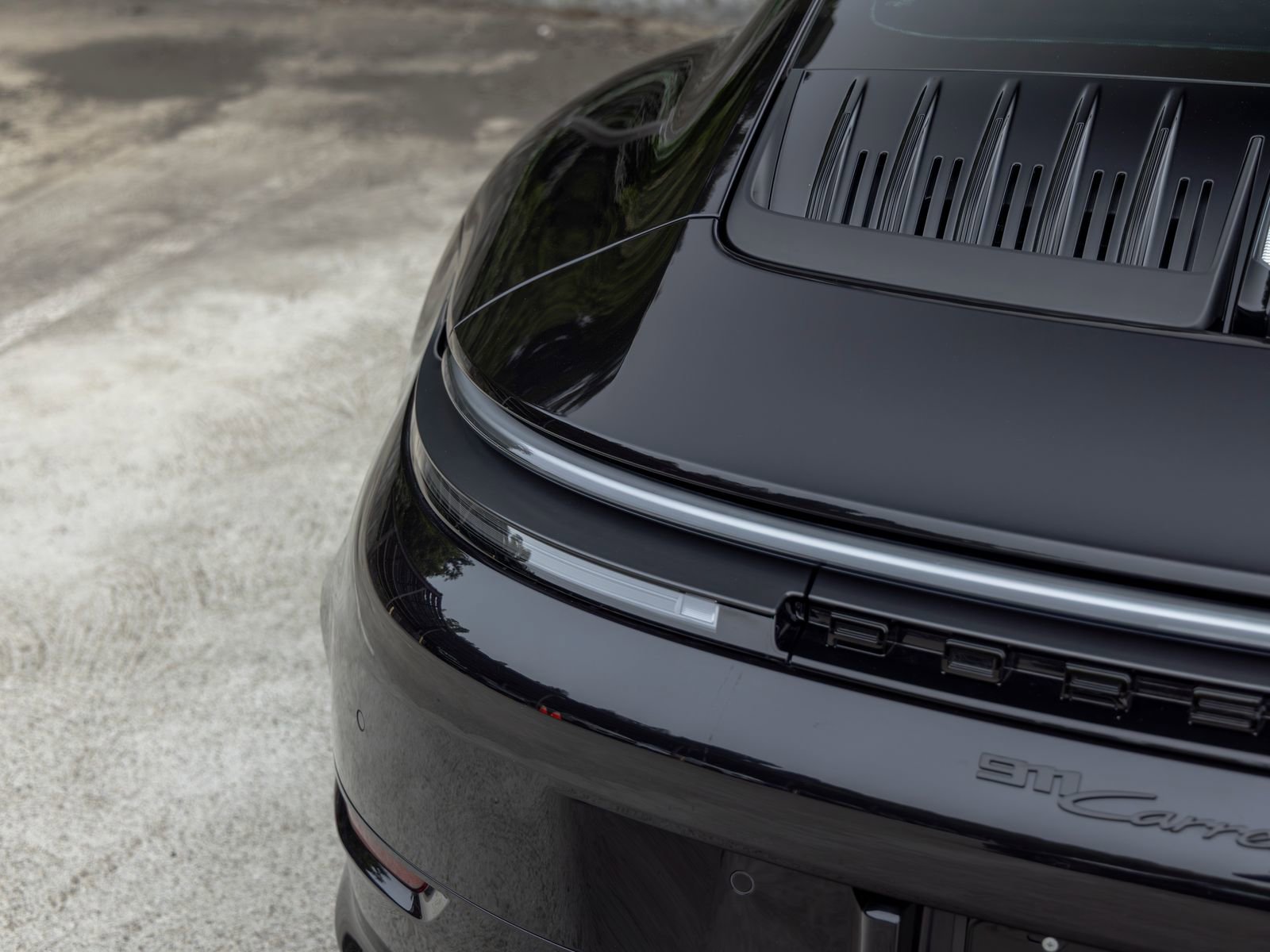 Certified 2025 Porsche 911 Carrera S RWD image 18