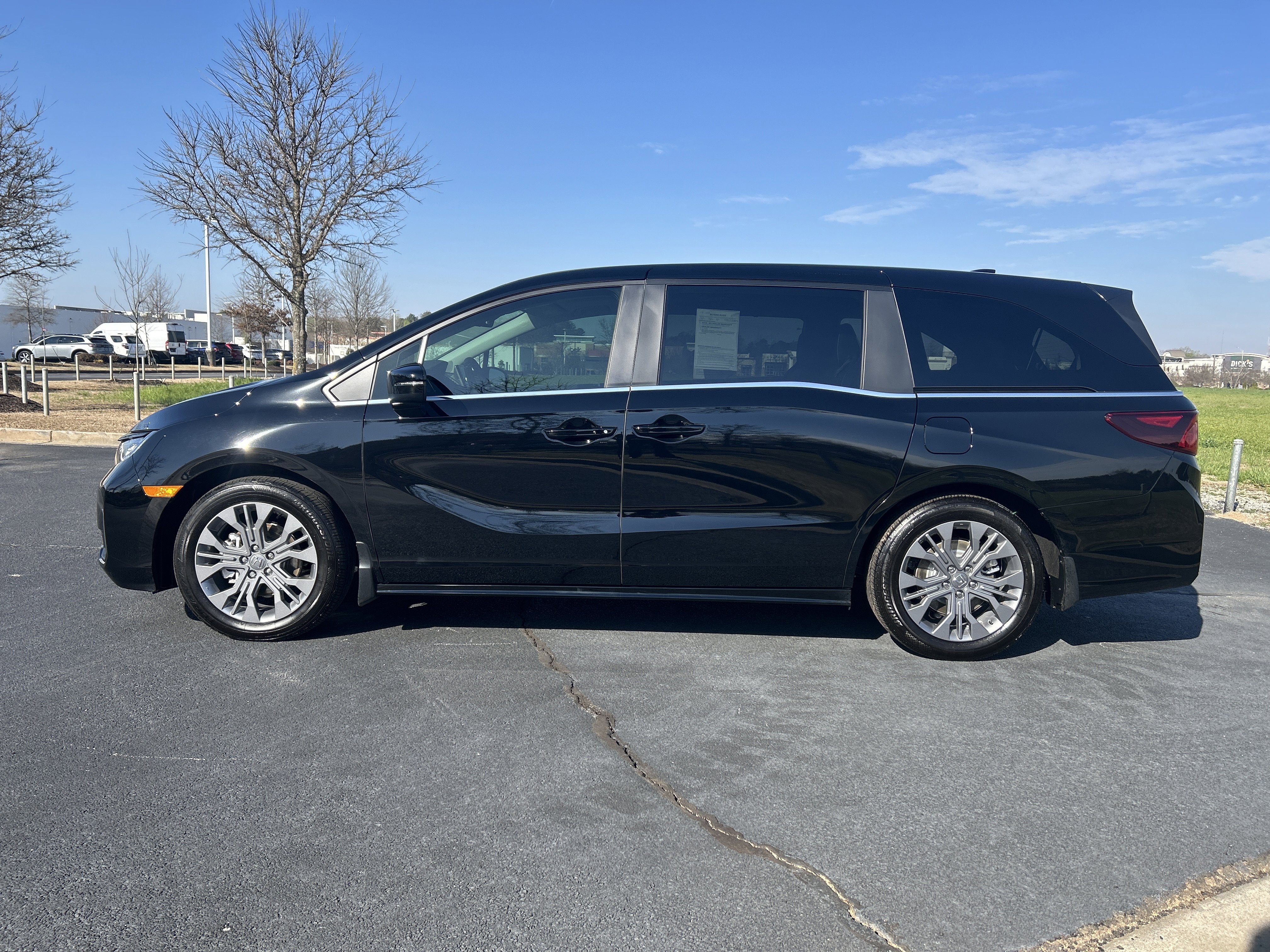 Certified 2026 Honda Odyssey Touring image 6