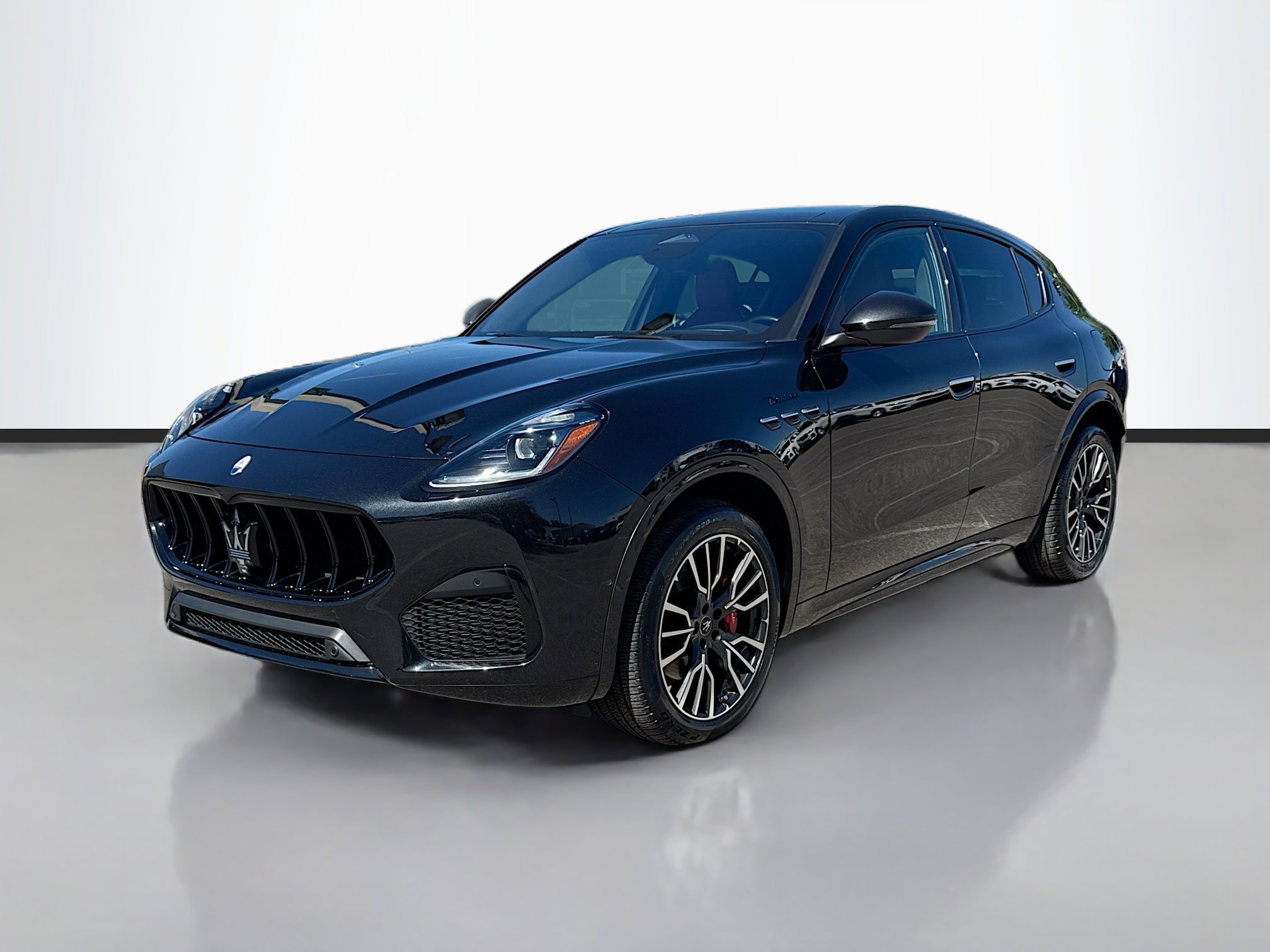 Used 2023 Maserati Grecale Modena image 7