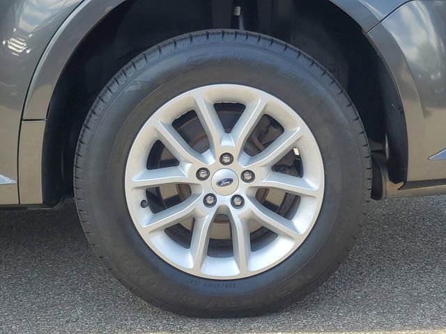 Used 2018 Ford Flex SE image 29