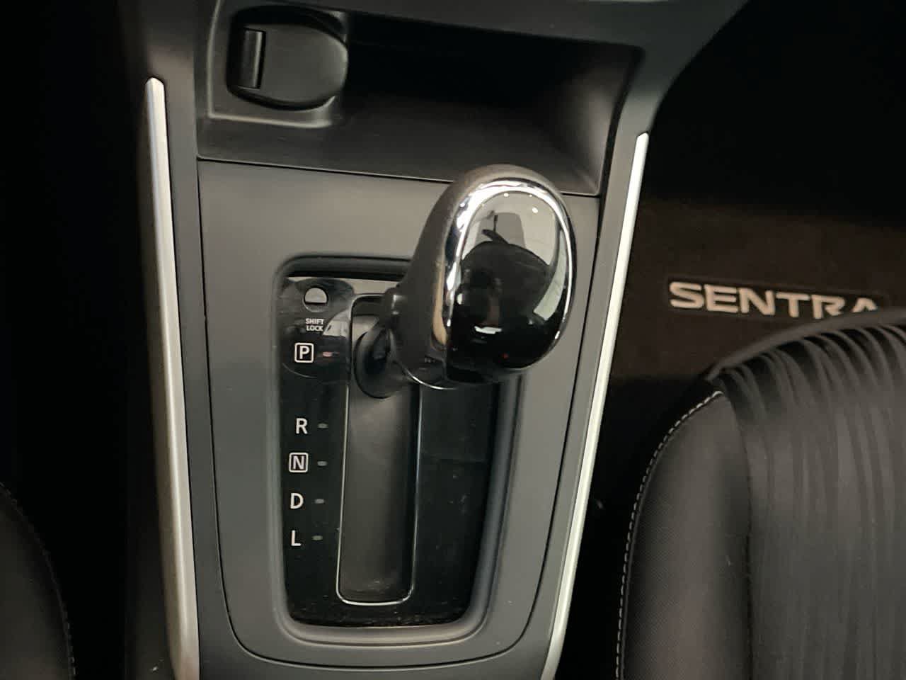Used 2016 Nissan Sentra SV w/ Driver's Assist Package FWD image 20