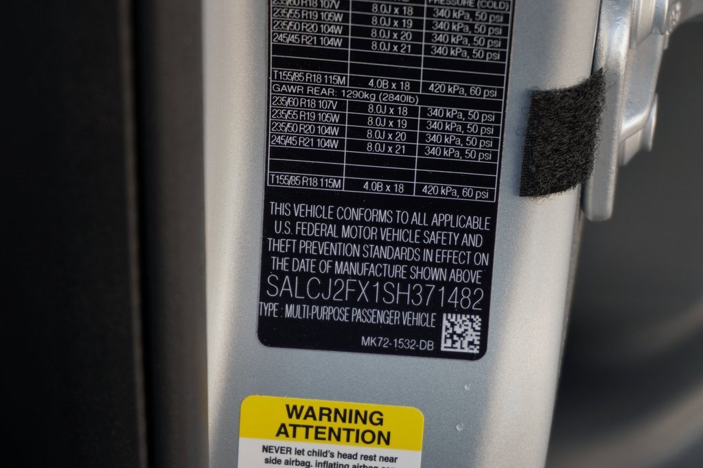 New 2025 Land Rover Discovery Sport S image 29