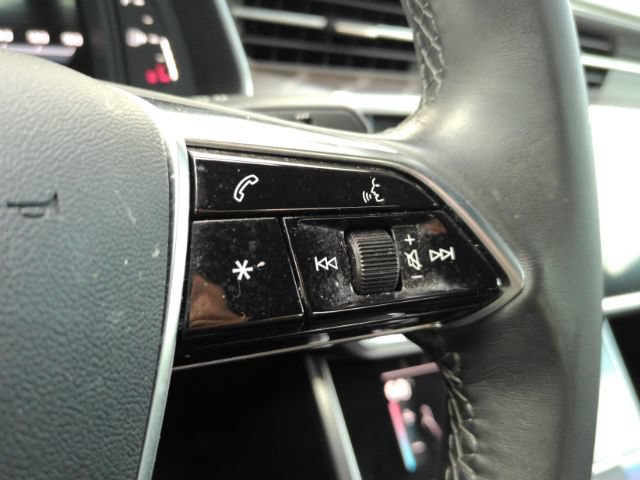 Used 2023 Audi A6 2.0T Premium w/ Convenience Package AWD/4WD image 39