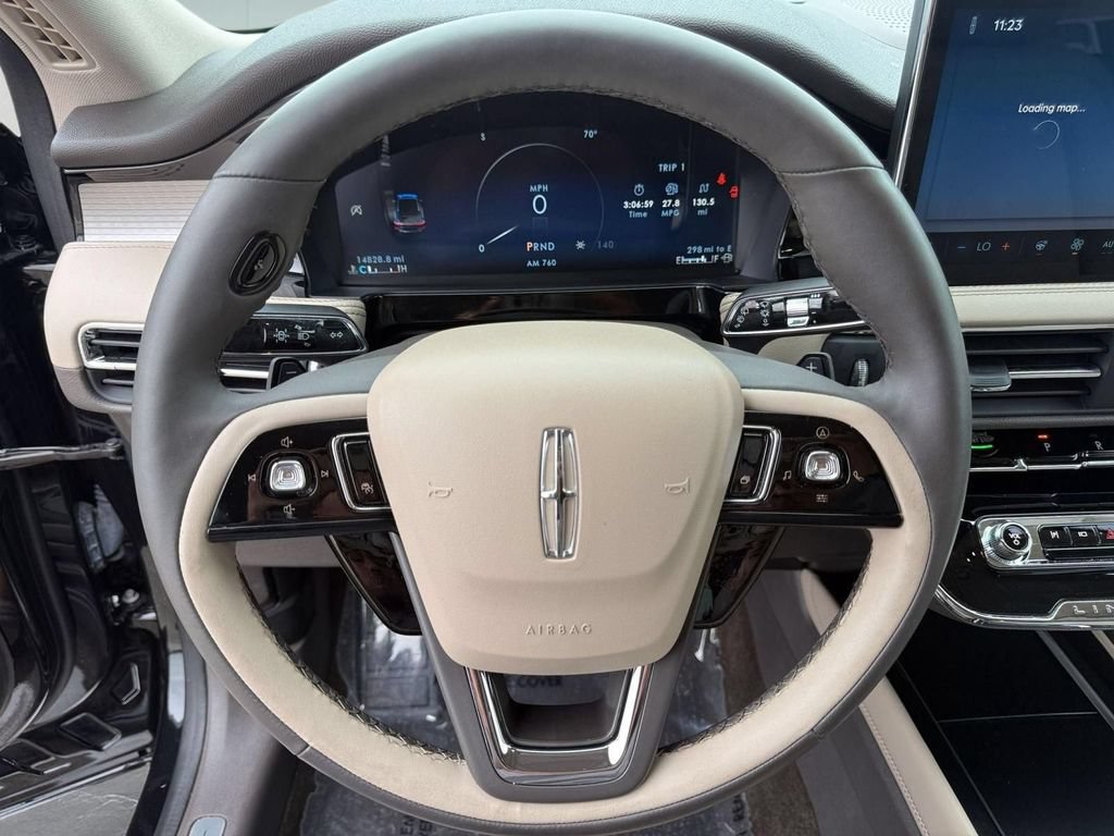 Certified 2023 Lincoln Corsair AWD w/ Equipment Group 101A image 18