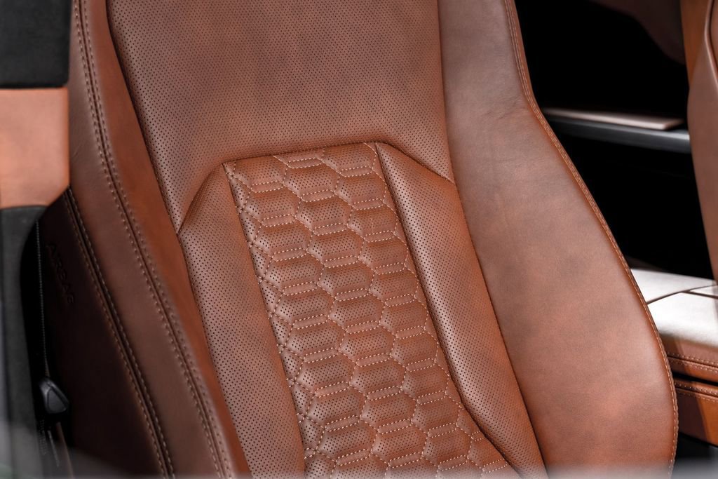 Used 2022 Lamborghini Urus image 41