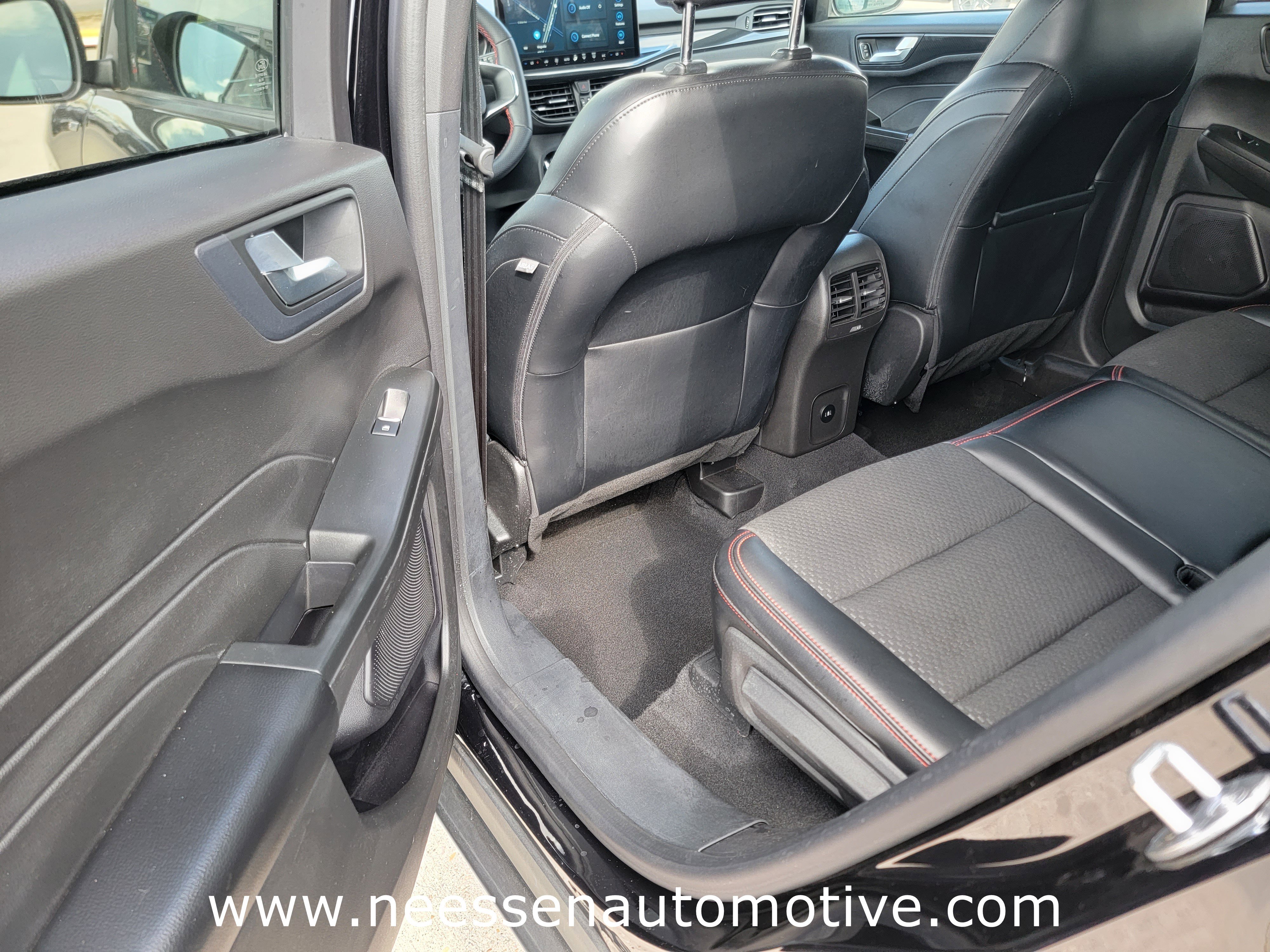 Used 2023 Ford Escape ST-Line w/ Tech Pack #1 image 13