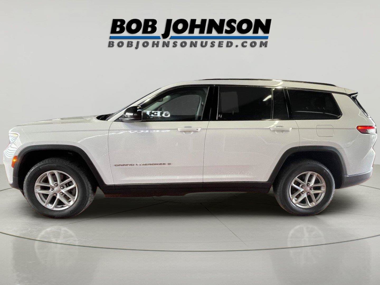 Used 2023 Jeep Grand Cherokee L Laredo AWD/4WD image 4