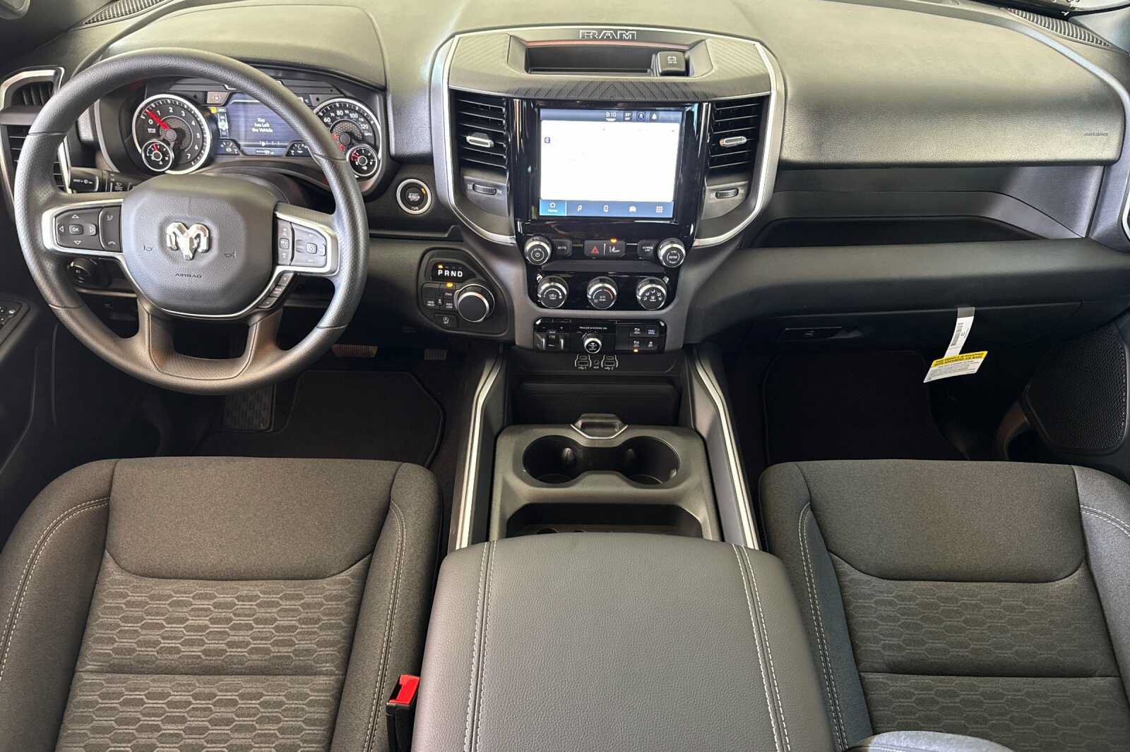 New 2026 RAM 1500 Express AWD/4WD image 10