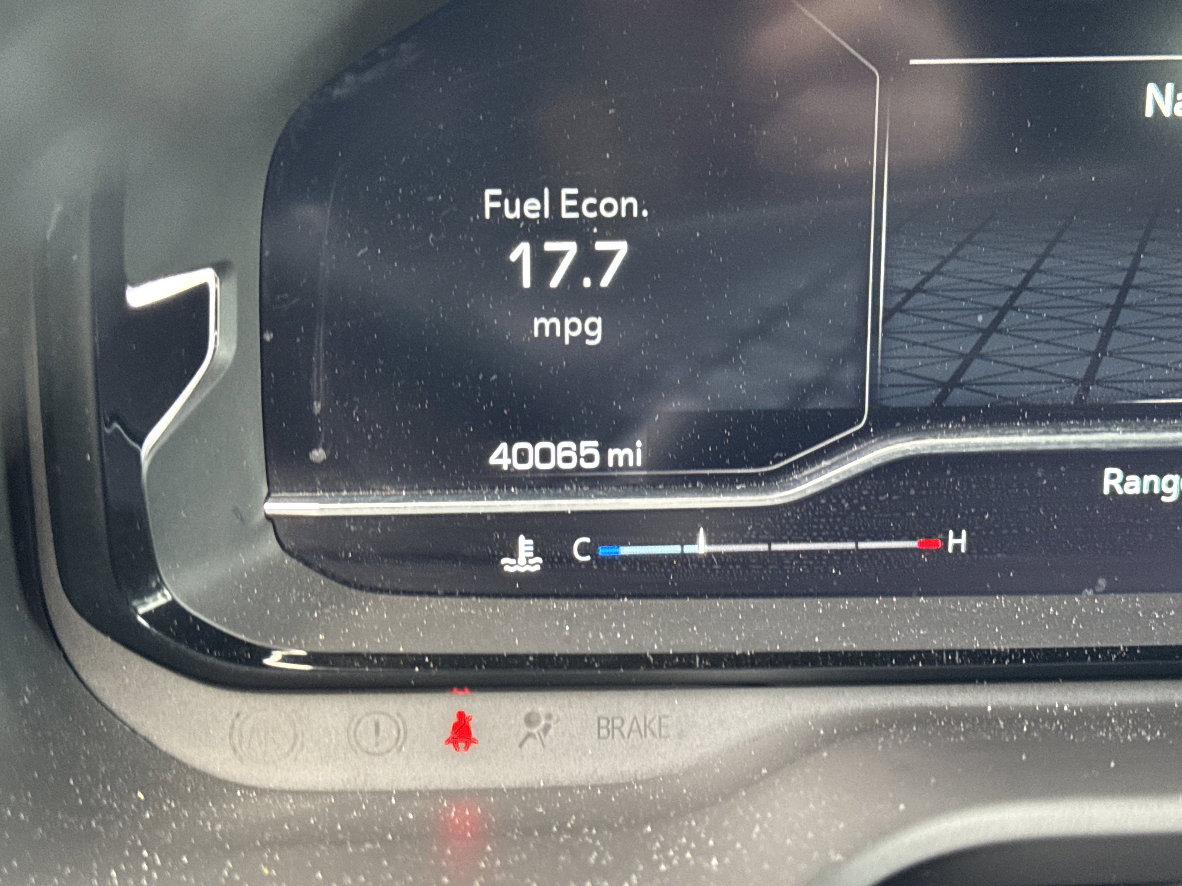 Used 2024 GMC Yukon XL Denali image 20