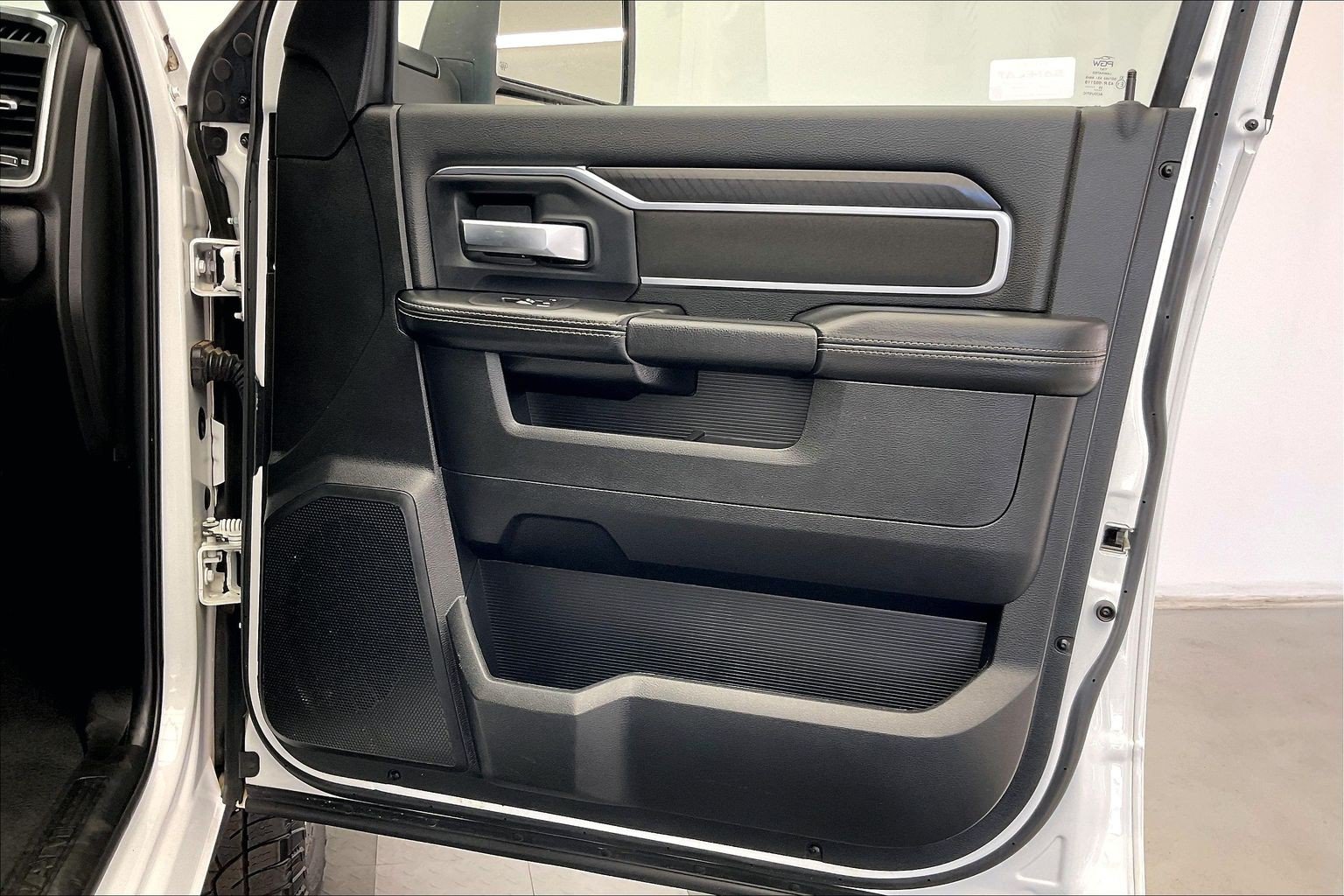 Used 2025 RAM 2500 Big Horn AWD/4WD image 26