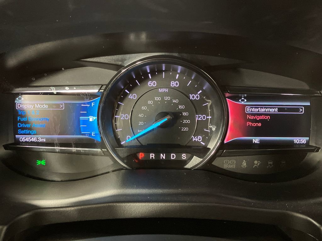 Used 2018 Ford Explorer XLT w/ Equipment Group 202A image 18