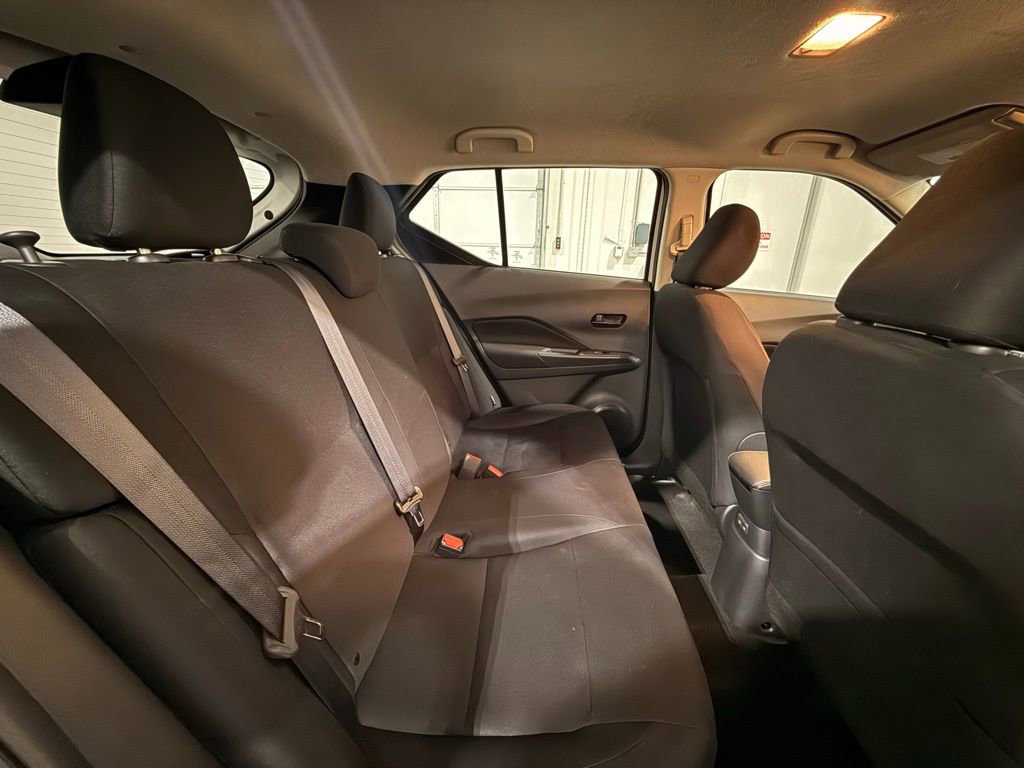 Used 2023 Nissan Kicks S image 27