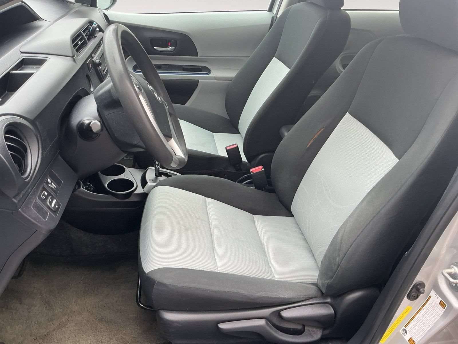 Used 2013 Toyota Prius C Two FWD image 9
