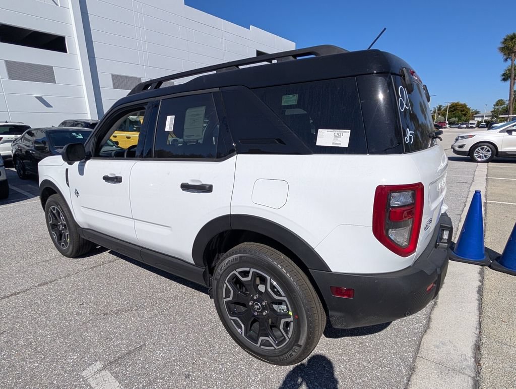 New 2026 Ford Bronco Sport Outer Banks w/ Outer Banks Tech Package+ AWD/4WD image 9