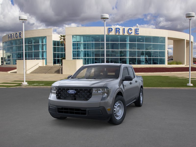 Used 2025 Ford Maverick XL FWD image 2