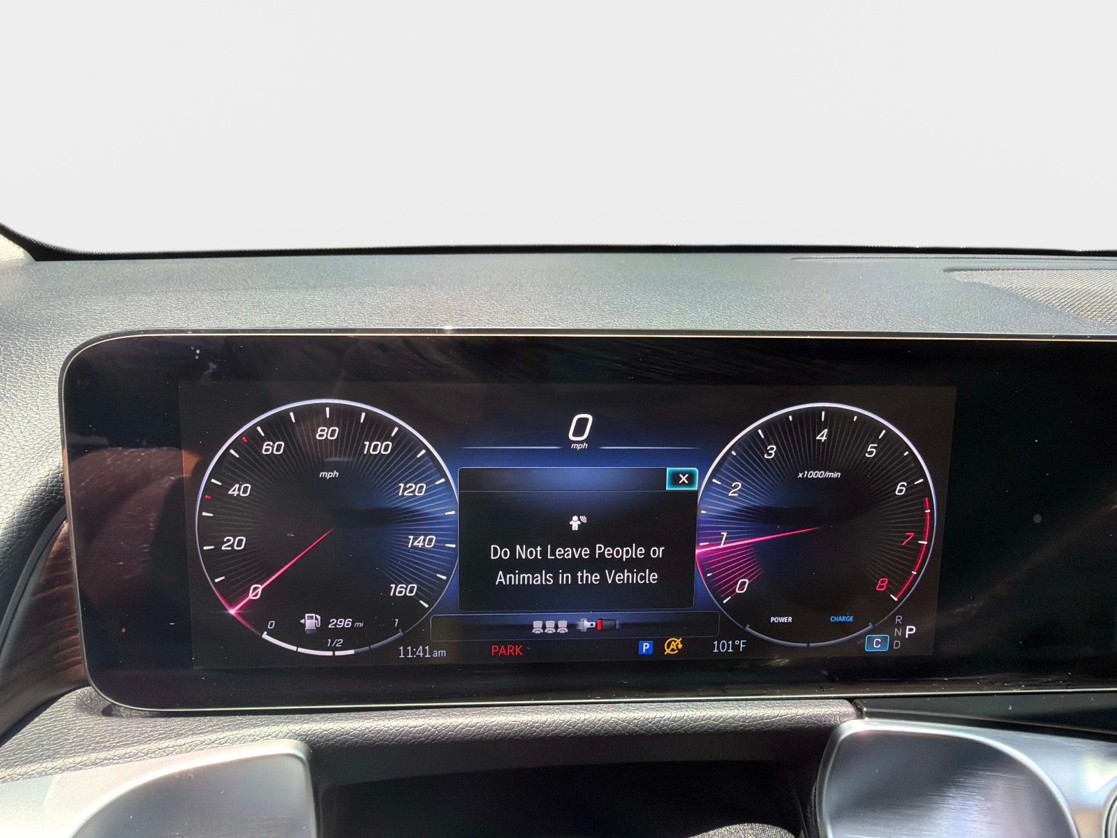 Certified 2024 Mercedes-Benz GLB 250 image 25